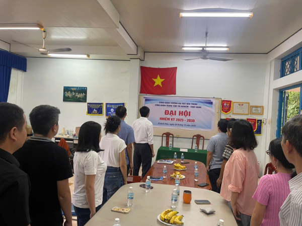 Đại hội Công đoàn Trung tâm Thí nghiệm - Thực hành nhiệm kỳ 2025 - 2030